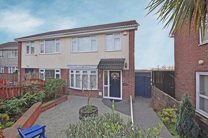 3 Bedroom Semi Detached House For Sale In Stylishly Improved, Aberthaw Circle, Newport, NP19