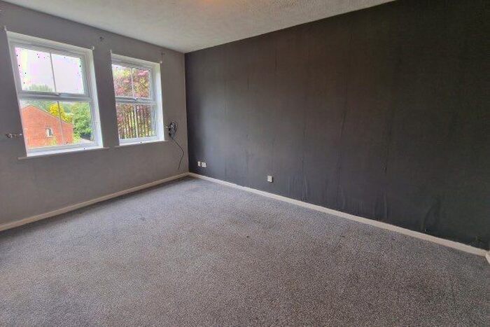 2 Bedroom Flat To Rent In St. Marys Wharfe, Blackburn, BB2