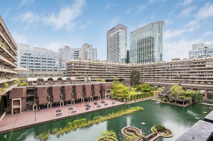 2 Bedroom Flat To Rent In Andrewes House, Barbican, London, EC2Y