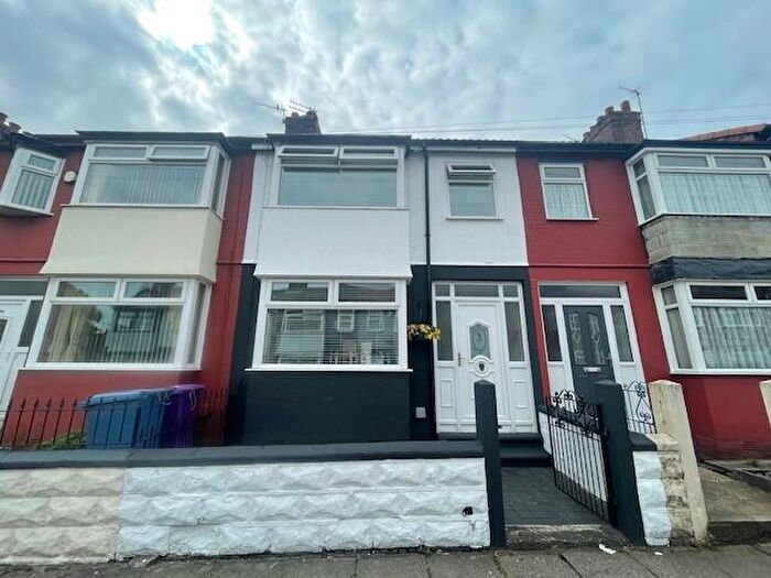 3 Bedroom Terraced House To Rent In Rossall Road, L13