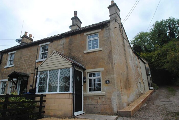 2 Bedroom Cottage For Sale In Pye Corner, Box, Wilts, SN13