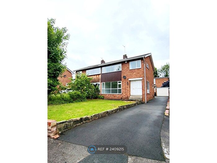3 Bedroom Semi-Detached House To Rent In North Grove Rise, Leeds, LS8