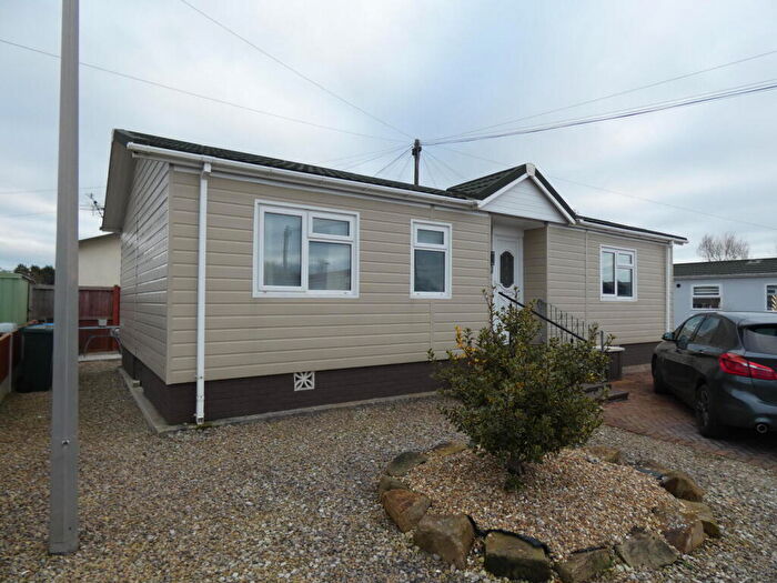 2 Bedroom Park Home For Sale In Lamaleach Park, Lamaleach Drive, Freckleton, Preston, PR4