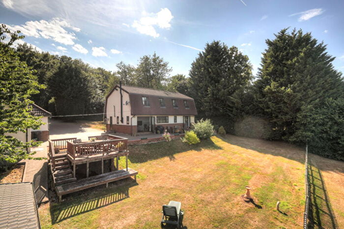 3 Bedroom Detached House For Sale In Homestead Drive, Langdon Hills, Basildon, SS16