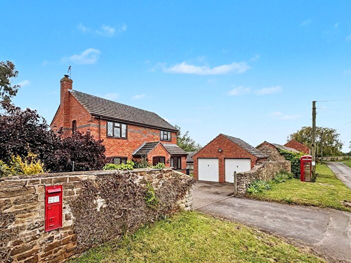 3 Bedroom Detached House For Sale In Kudamanta, Caldecote, Towcester, NN12