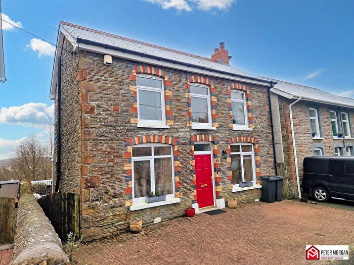 3 Bedroom Detached House For Sale In Ochr Y Waun, Cwmllynfell, Swansea, City And County Of Swansea., SA9