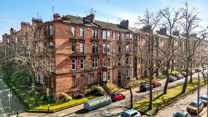 2 Bedroom Flat For Sale In Dudley Drive, Hyndland, G12