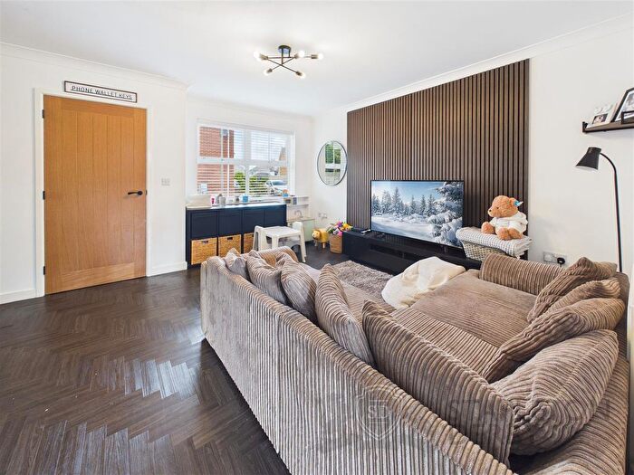 3 Bedroom Town House For Sale In The Rides, St. Helens, WA11
