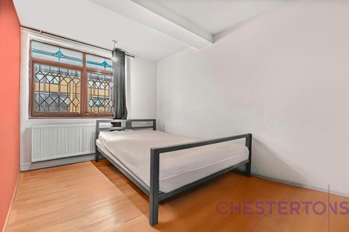 3 Bedroom Flat To Rent In Seyssel Street, Cubitt Town, E14