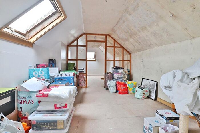 2 Bedroom Bungalow For Sale In Durdells Avenue, Bournemouth, Dorset, BH11