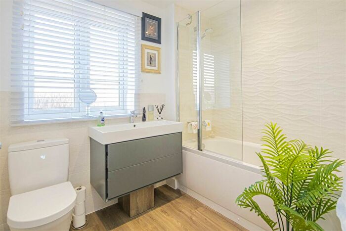 3 Bedroom Detached House For Sale In Harvest Road, Market Harborough, LE16