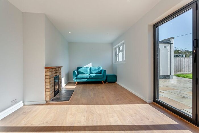 3 Bedroom End Of Terrace House For Sale In Coates Lane, Coates, Cirencester, Gloucestershire, GL7