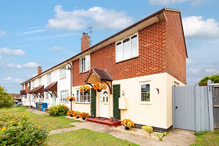 2 Bedroom End Of Terrace House For Sale In East Hawthorn Road, Ambrosden, Bicester, OX25