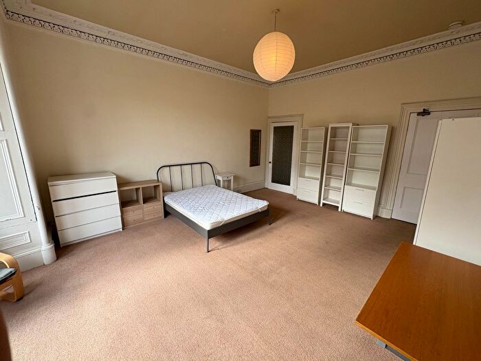 4 Bedroom Flat To Rent In Gillespie Crescent, Edinburgh, EH10