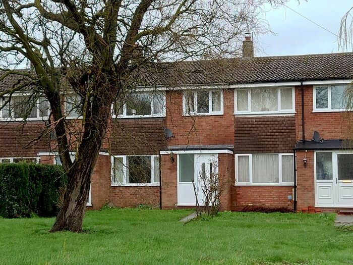 3 Bedroom Terraced House To Rent In Franklin Close, Bedford, MK43