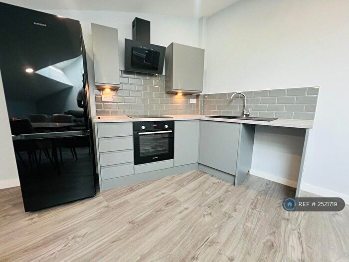 1 Bedroom Flat To Rent In Sunbridge Road, Bradford, BD1