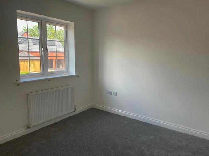 3 Bedroom Semi Detached House To Rent In Roxton Road, Great Barford MK44