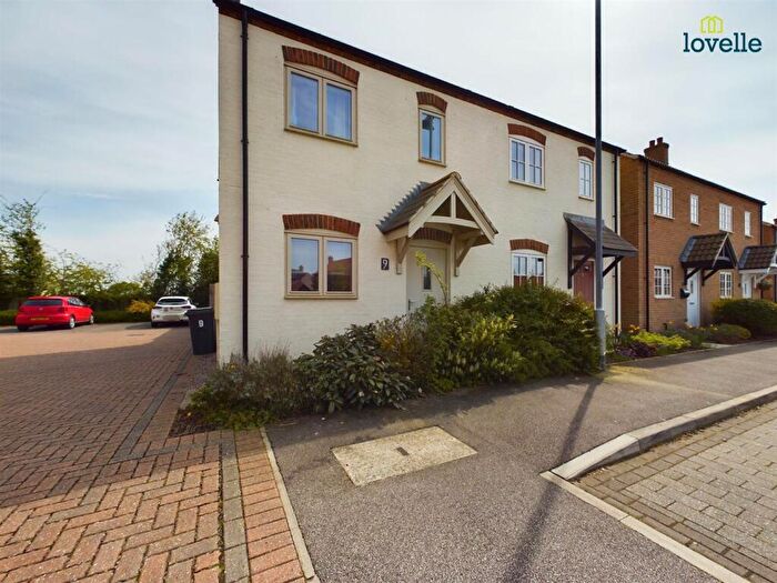 2 Bedroom House To Rent In Abbots Way, Scothern, LN2