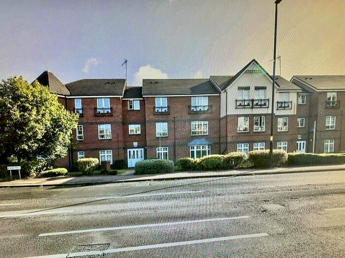 2 Bedroom Flat To Rent In Park Way, Rubery, Rednal, Birmingham, B45