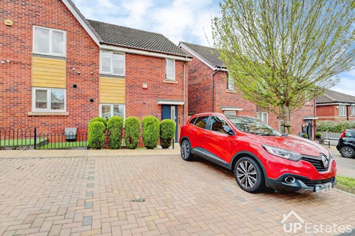 3 Bedroom Semi Detached House For Sale In Lapworth Road, Coventry, CV2