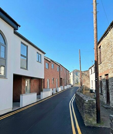 2 Bedroom Town House For Sale In Oxford Street, Chepstow, NP16