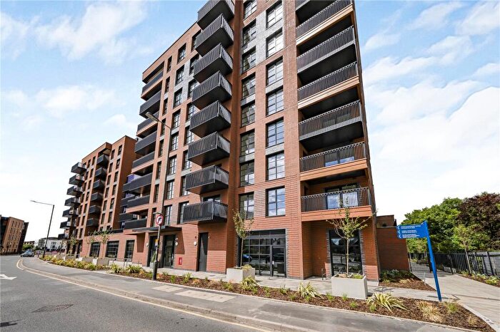 3 Bedroom Apartment For Sale In Rivulet Apartments, Burlington Road, New Malden, KT3