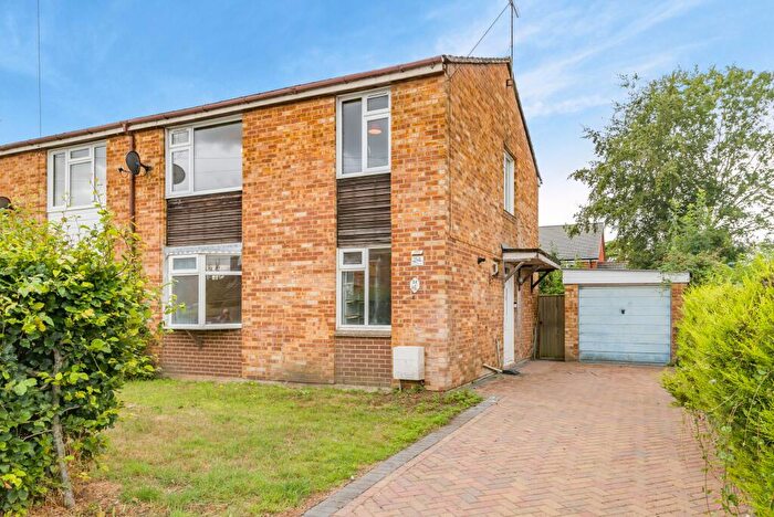 4 Bedroom Semi-Detached House For Sale In Elm Tree Gardens, Devizes, SN10