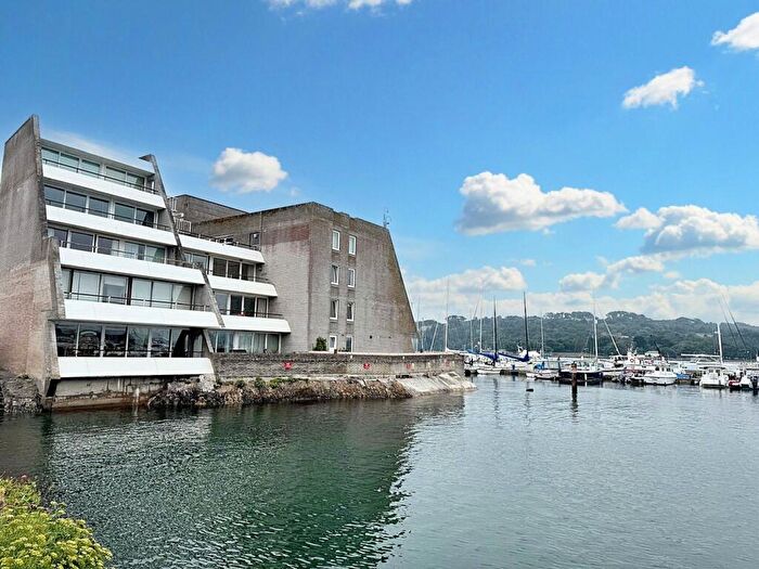1 Bedroom Apartment To Rent In Richmond Walk, Ocean Court, PL1