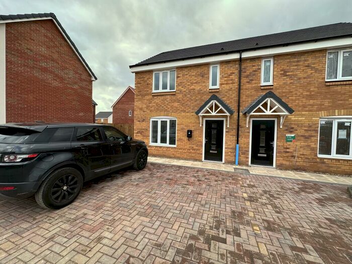 3 Bedroom House To Rent In Wiltshire Drive, Bradwell, Great Yarmouth, NR31