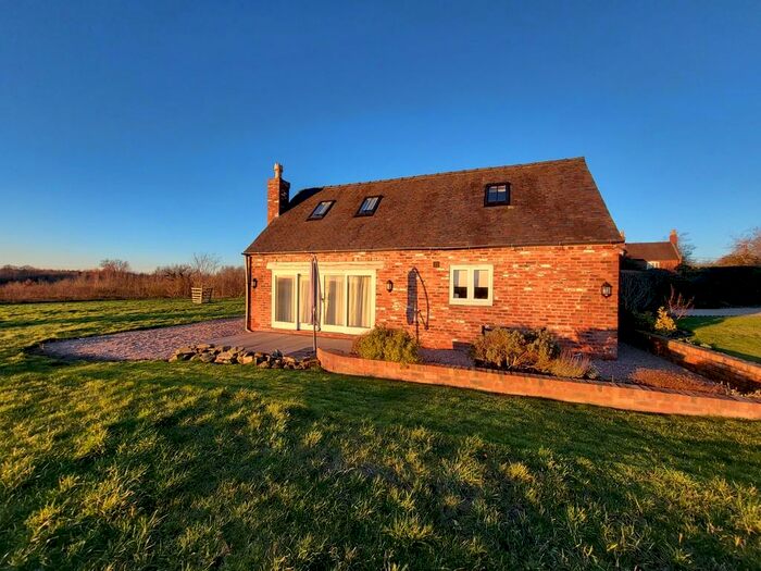 1 Bedroom Cottage To Rent In Bank House Farm, Woodhouses, Burton-on-Trent, DE13