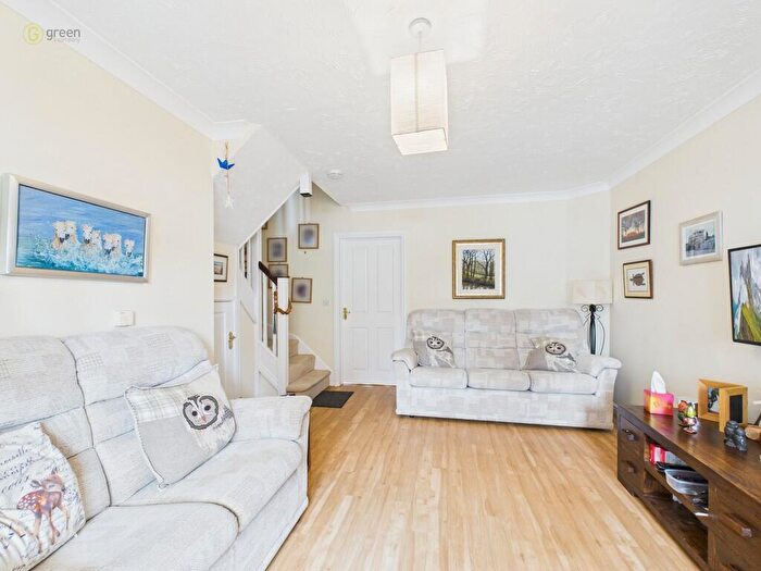 3 Bedroom Terraced House For Sale In Sowers Court, Four Oaks, B75