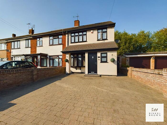 3 Bedroom Semi-Detached House To Rent In Kingsman Road, Stanford Le Hope, Essex, SS17