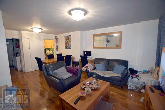 3 Bedroom Maisonette To Rent In Parkview Road, Sheffield, S6
