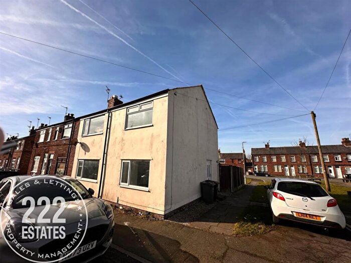 4 Bedroom End Of Terrace House To Rent In Cook Street, Prescot, L35