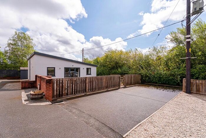 2 Bedroom Detached House To Rent In Bow, Crediton, EX17