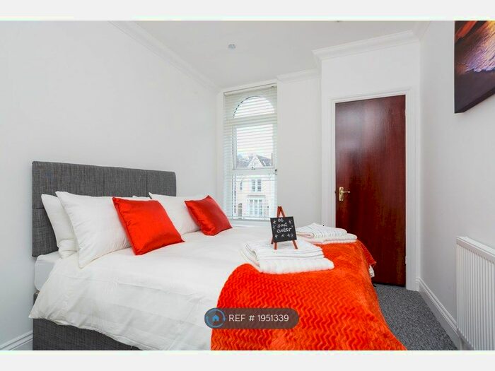 1 Bedroom Flat To Rent In Granada Road, Southsea, PO4