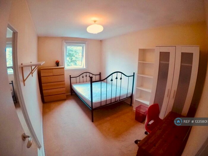 2 Bedroom Flat To Rent In Partick, Glasgow, G11