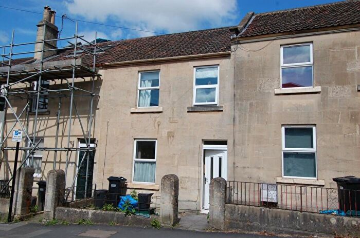 4 Bedroom House Of Multiple Occupation To Rent In Brook Road, Bath, BA2