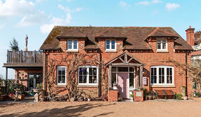 2 Bedroom House For Sale In Maltravers Street, Arundel, BN18