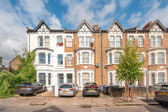 6 Bedroom Terraced House For Sale In Burton Road, Brondesbury, London, NW6