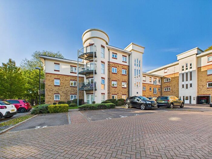 1 Bedroom Flat For Sale In Rathlin Road, Crawley, RH11