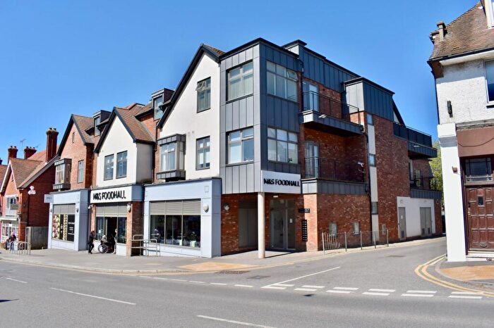 1 Bedroom Flat For Sale In The Street, St. Michaels Court, KT21