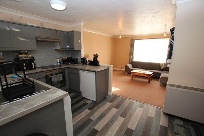 1 Bedroom Apartment For Sale In Parklands Court, Saxmundham Way, Clacton-on-Sea, CO16