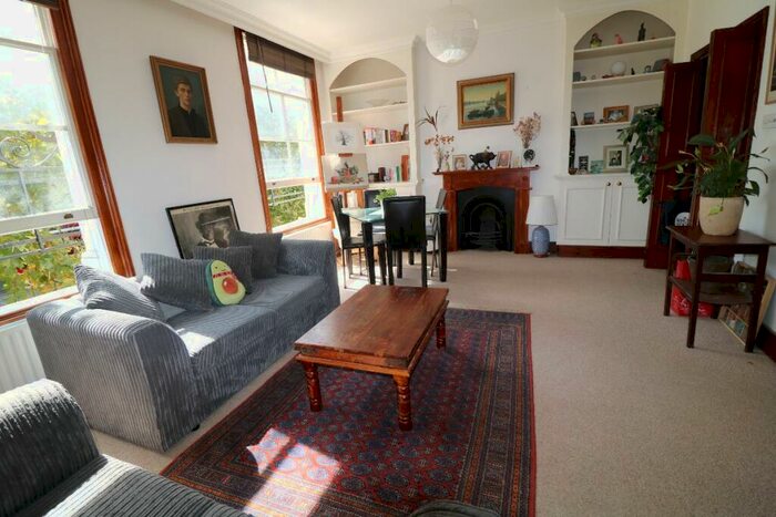 1 Bedroom Flat To Rent In A St. John's Hill, London, SW11