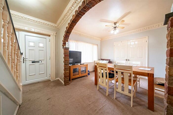 5 Bedroom Detached House For Sale In Chander Mews, Inkersall Green Road, Inkersall, Chesterfield, S43