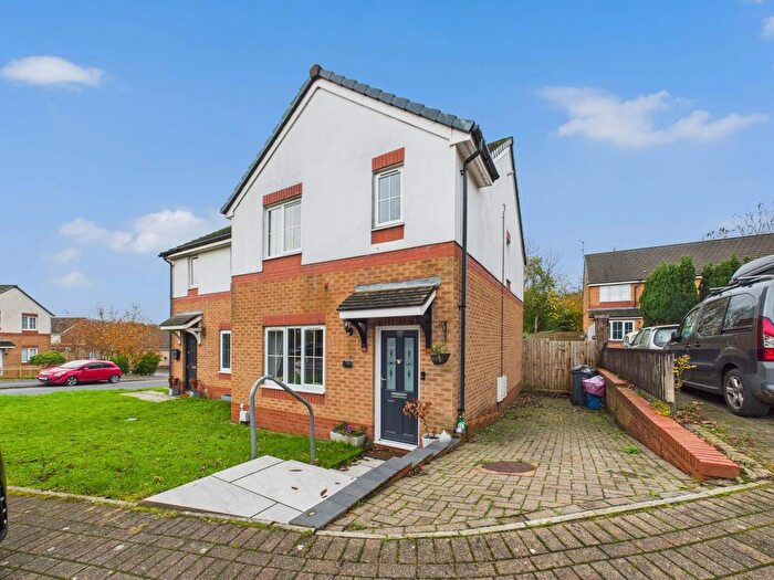3 Bedroom Semi Detached House For Sale In Heol Llinos, Thornhill, Cardiff., CF14