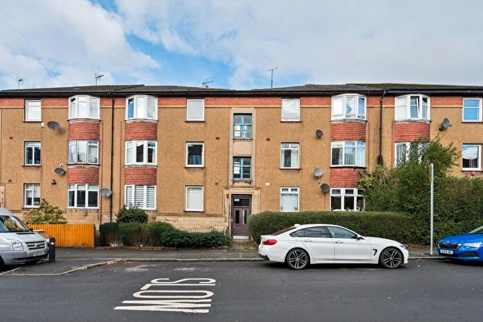 2 Bedroom Flat To Rent In Dorchester Avenue, Kelvindale, Glasgow, G12