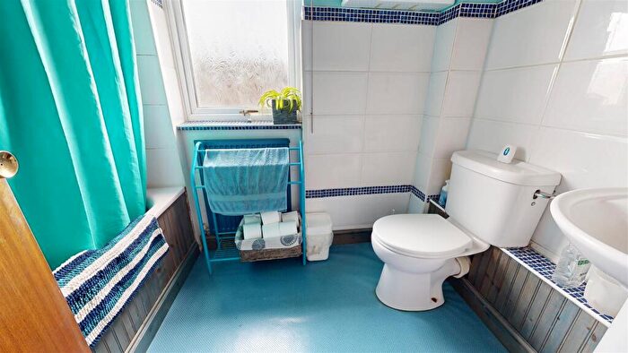 3 Bedroom End Of Terrace House For Sale In Carisbrooke, Southill, Weymouth, DT4
