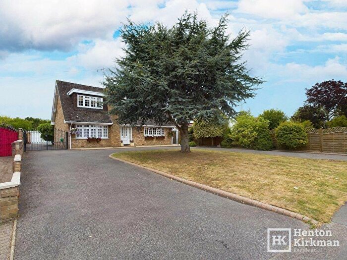 4 Bedroom Detached House For Sale In Church Road, Ramsden Bellhouse, Billericay, Essex, CM11