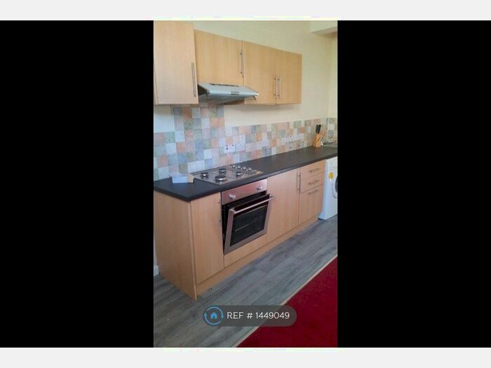 1 Bedroom Flat To Rent In Pontycymmer, Bridgend, CF32
